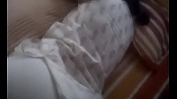 dude is sneaking on a milf pussy while she is sleeping